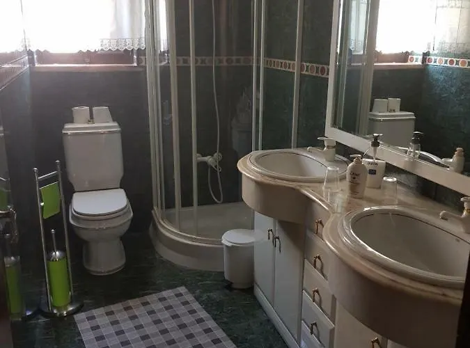 בית אירוח Lucas נאזרה